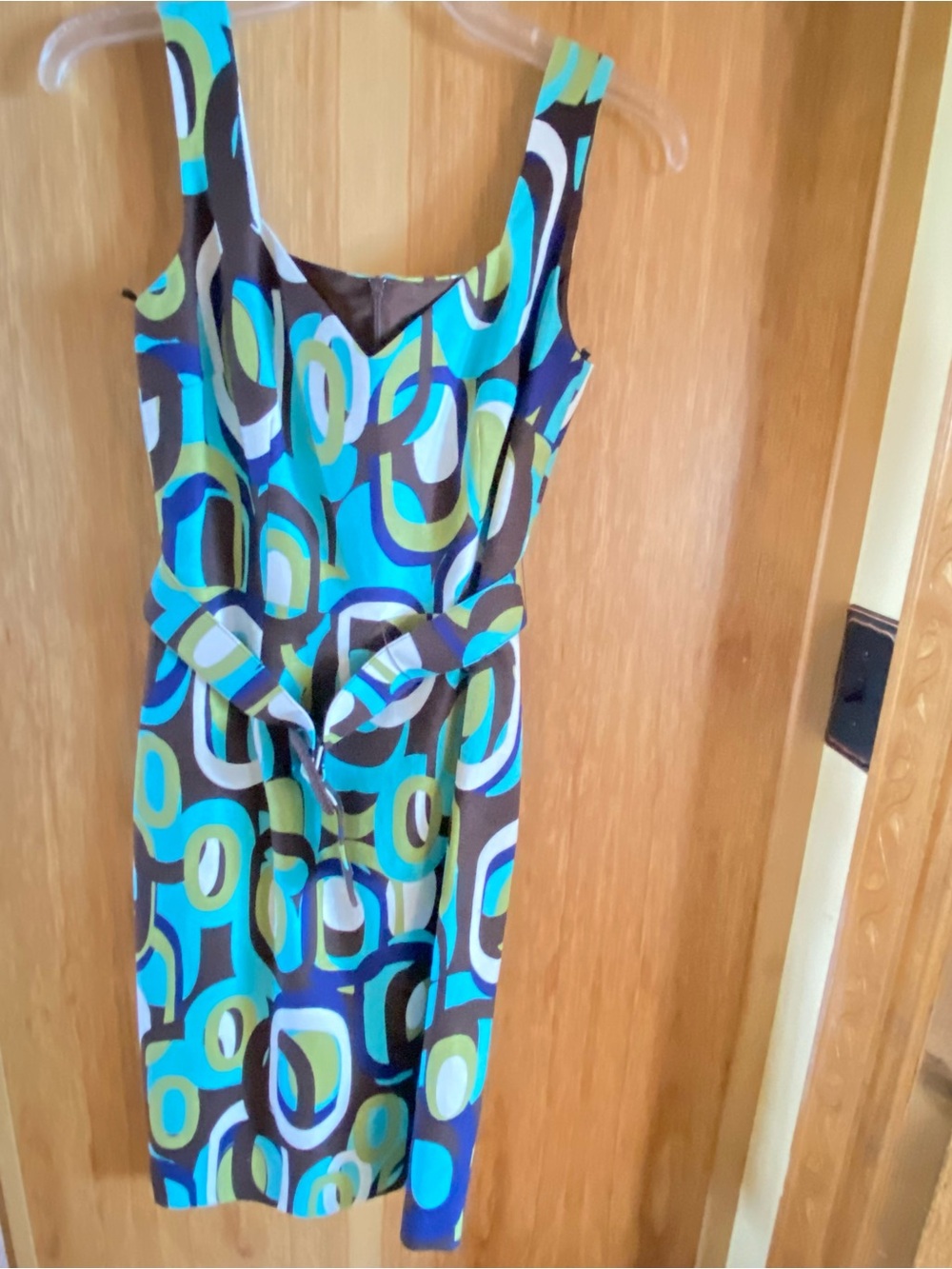 David Meister Sz 4 classic belted sheath.  Brown,blue,teal green retro design